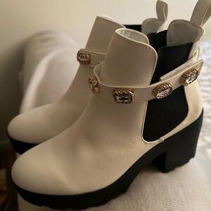 Bamboo Chunky Heel Boot